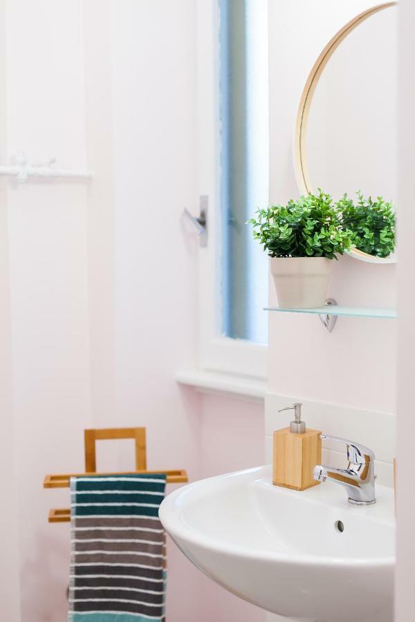 로마 Vino E Vinili B&B 외부 사진