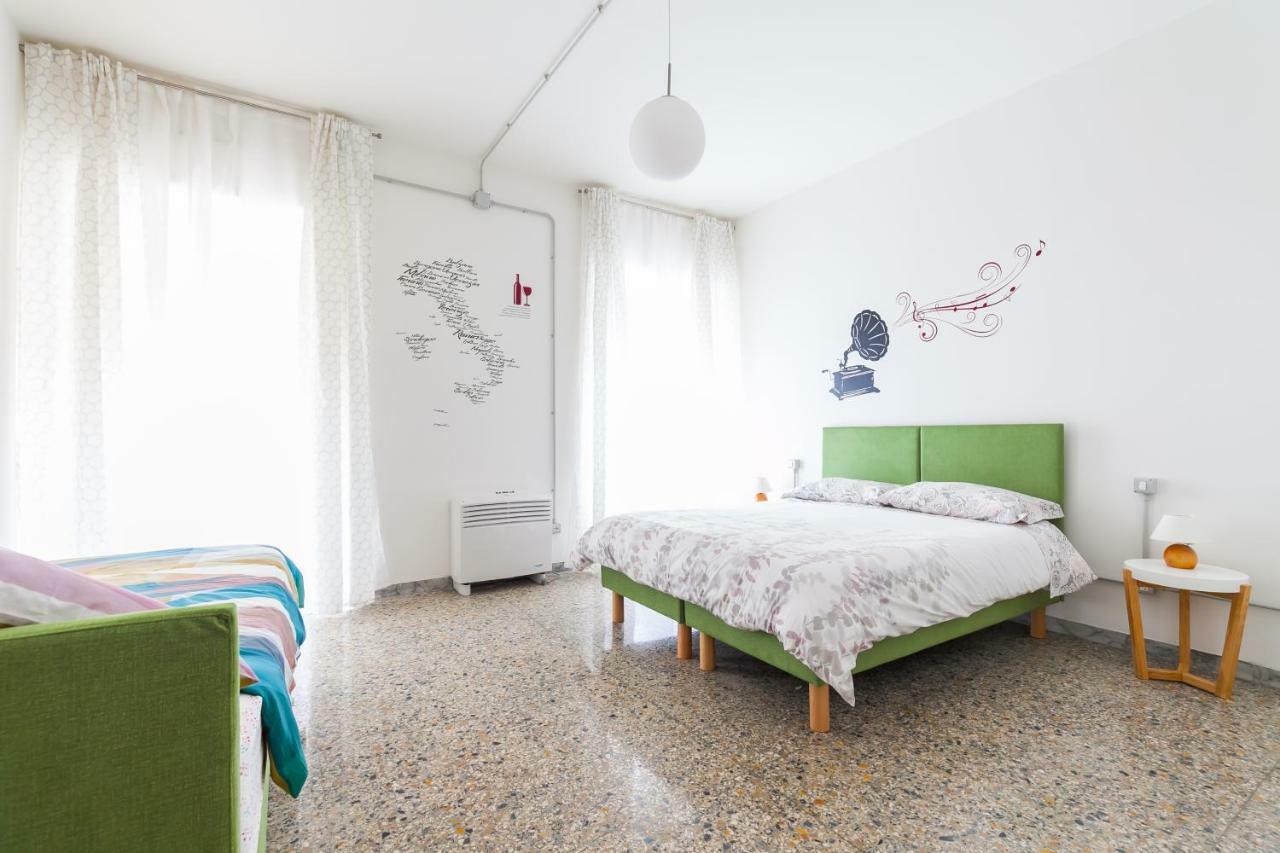 로마 Vino E Vinili B&B 외부 사진